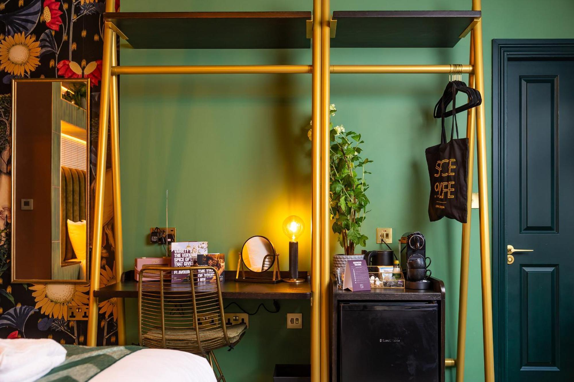 The Spice Of Life Hotel London Bagian luar foto